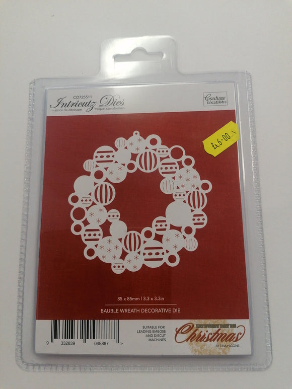 Couture Creations die Bauble wreath